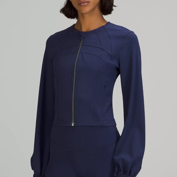 ‼️SOLD‼️Lululemon Define Cropped Jacket *Luxtreme - Picture 6 of 6